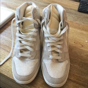Nike Dunk Sky Hi Premium Women's Shoe